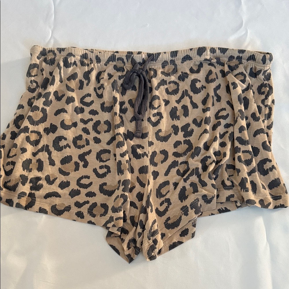 Honeydew leopard Print Lounge Shorts